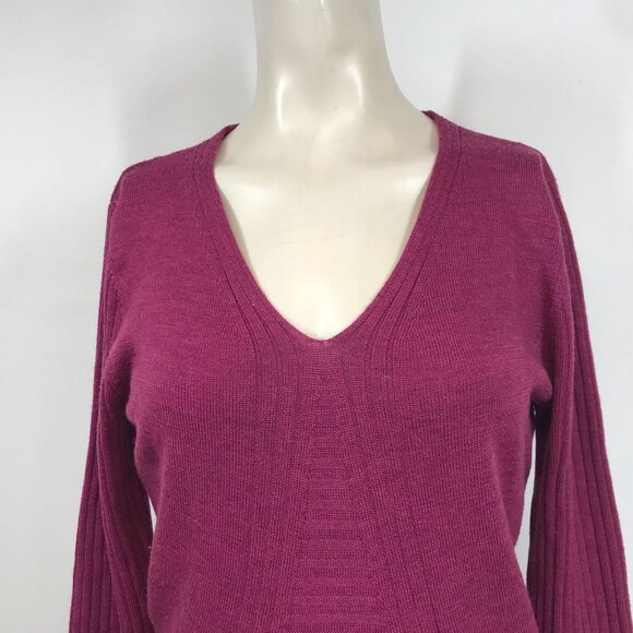 KRIMSON & KLOVER - WOMEN'S LARGE - WINE V NECK LONG SLEEVE WOOL SWEATER - Picture 2 of 8